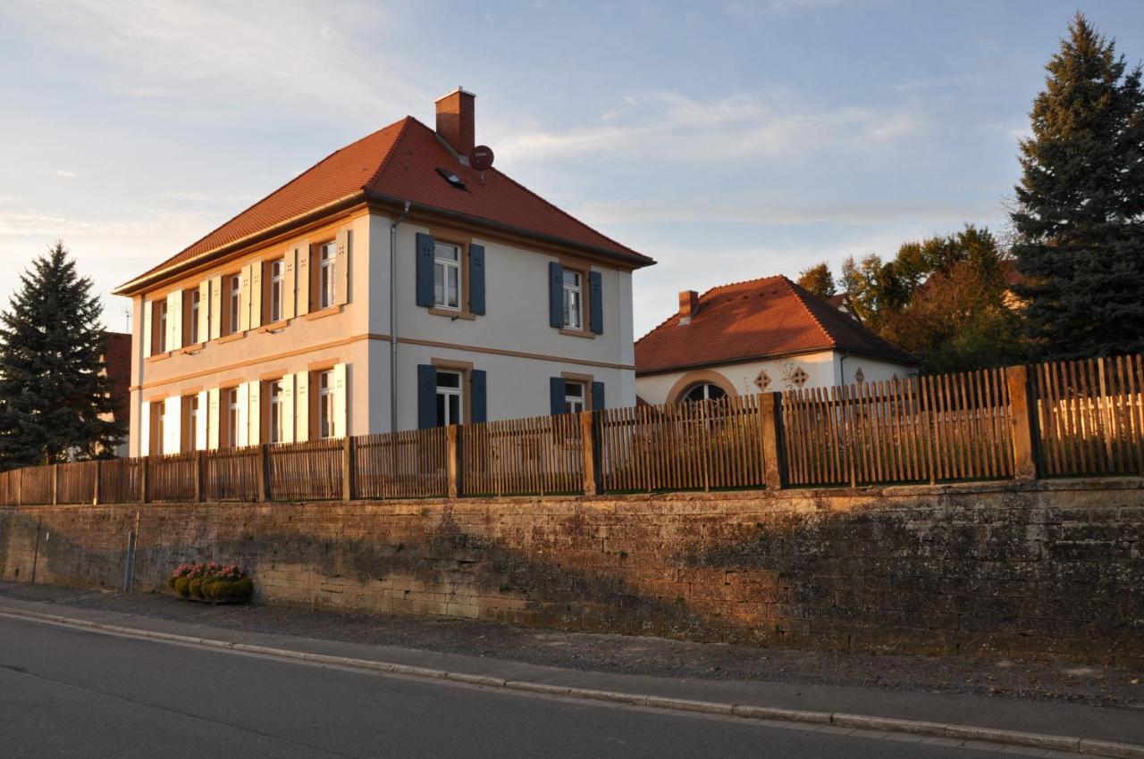 Ferienwohnung Altes Pfarrhaus Bargen 외부 사진